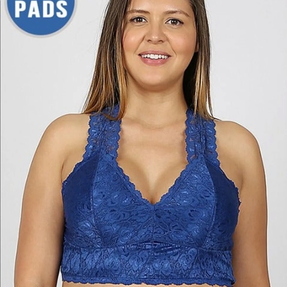 Plus Sapphire hourglass back lace bralette w. pads